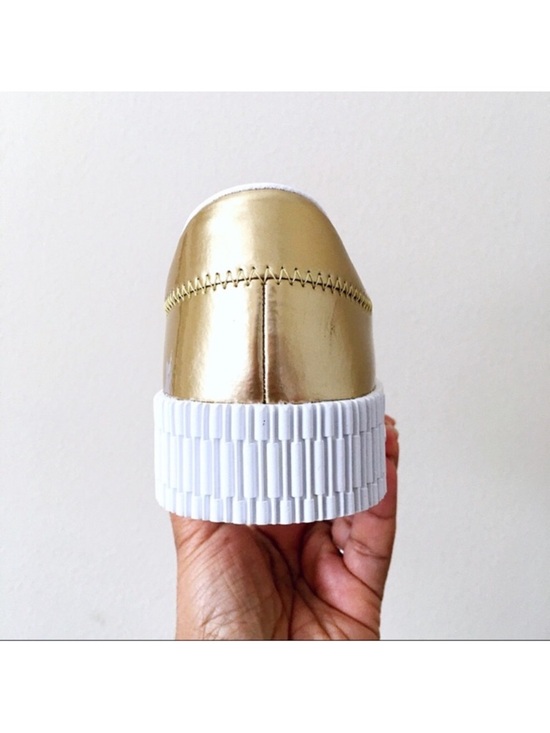 Adidas Women's Metallic Gold Platform Sneakers with White Sole - Picture 7 of 8